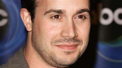 Freddie Prinze Jr Net Worth 2024: A Tale of Teenage。